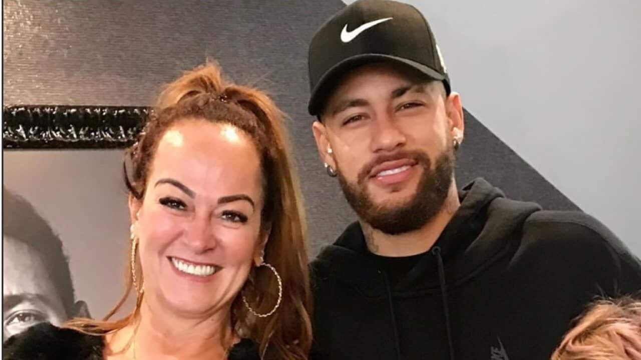 Neymar alongside his mother Nadine Goncalves