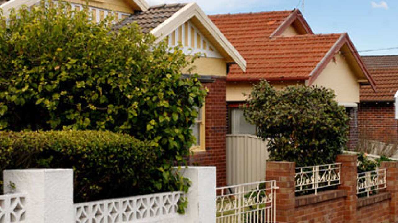 Housing_suburb_1305_L_aap_339928316