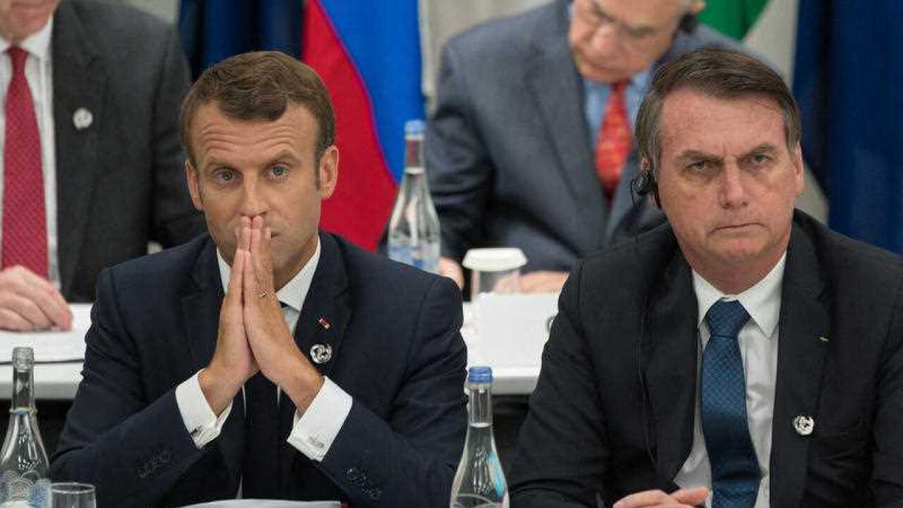 French President Emmanuel Macron and his Brazilian counterpart Jair Bolsonaro at the G7 in Biarritz.