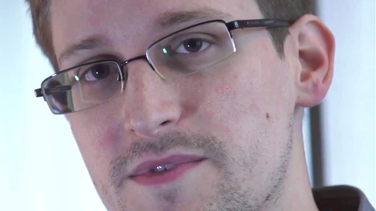 Snowden makes six new asylum applications