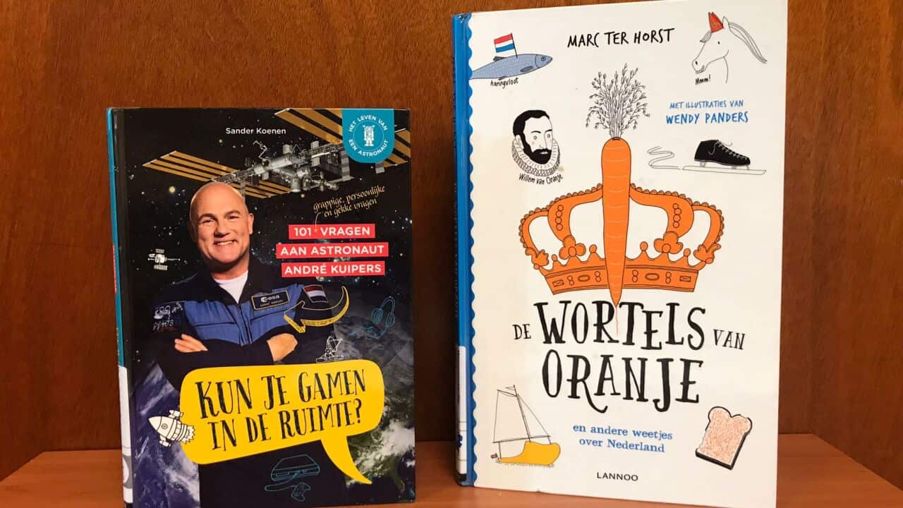 Twee informatieve boeken voor kinderen, Kun je gamen in de ruimte en De wortels van Oranje