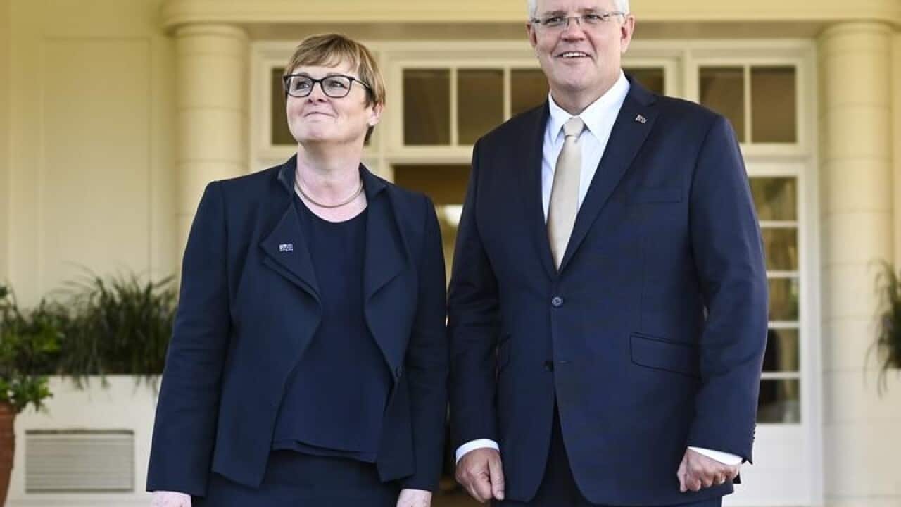 LINDA REYNOLDS SWEARING IN