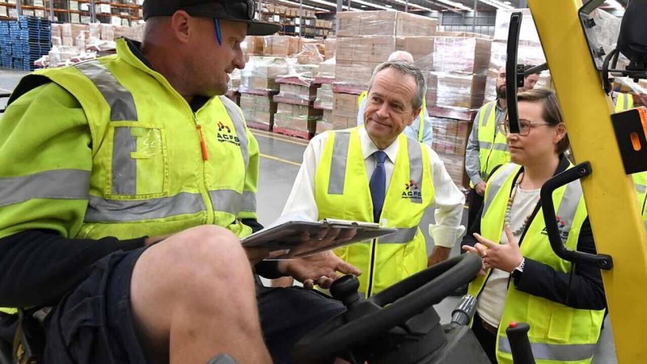 Federal Opposition leader Bill Shorten (centre)