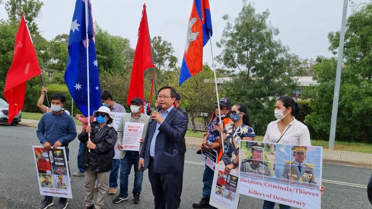 Burmese activist protest Cambodia PM visit to Myanmar
