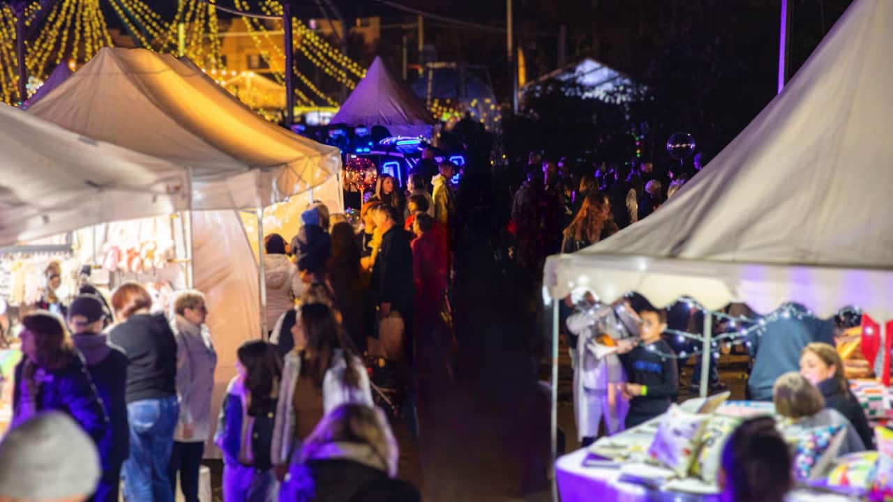 GISS Xmas market.png