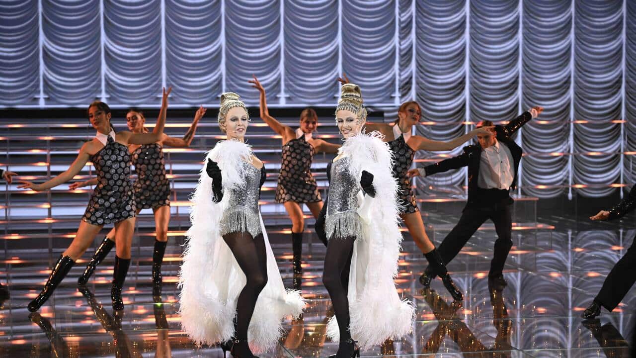 Rome: Rai Studios, formerly Dear. Broadcast of Tale e quale Show. Final episode.