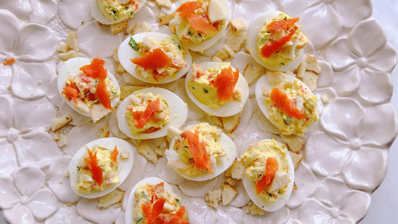 Bagels and lox devilled eggs