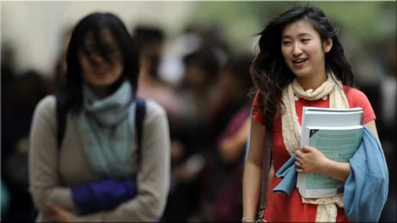 chinese_students.jpg