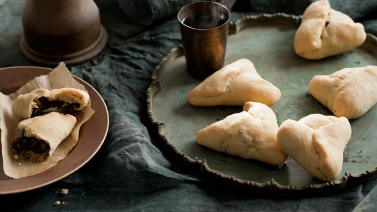 lebanese-spinach-triangles_1768176072