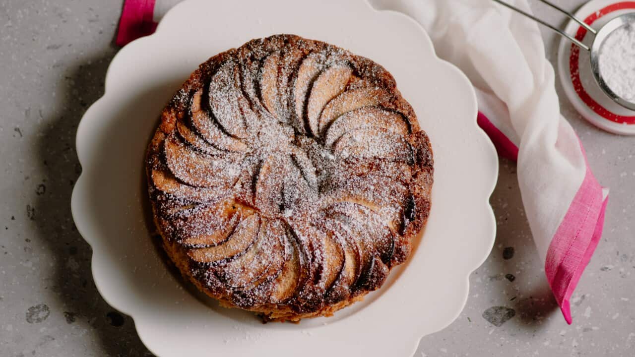 Dutch apple tea cake-image