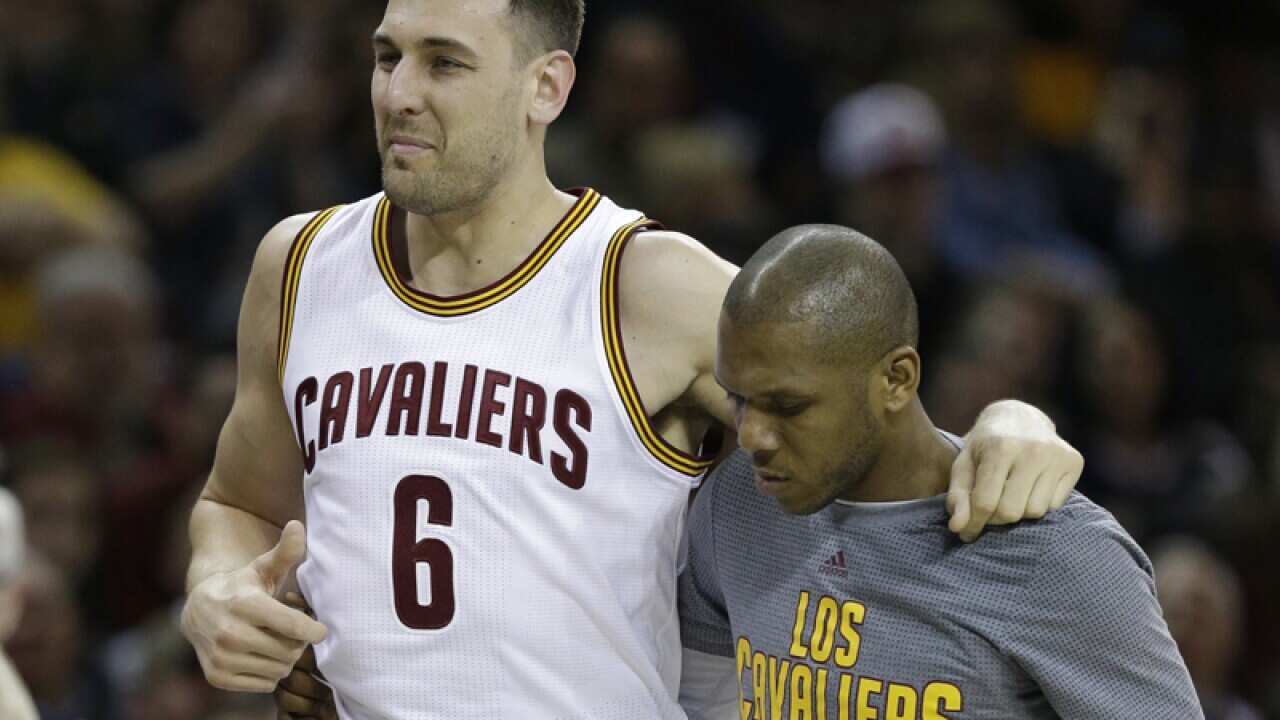 Cleveland Cavaliers recruit Andrew Bogut