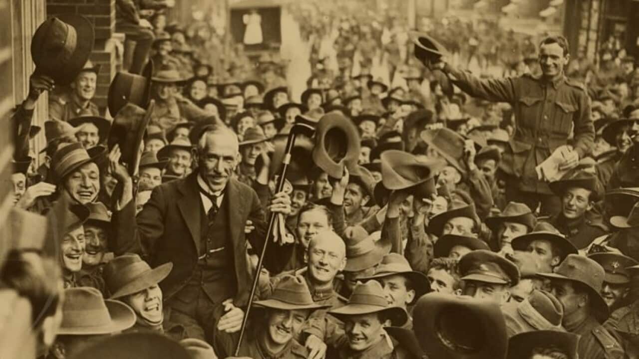 Hughes_Welcomehome_Parispeaceconference.jpg
