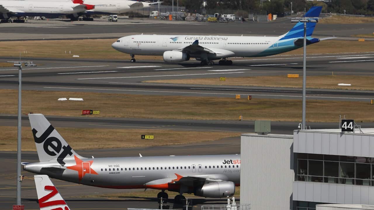 A Sydney man charged over alleged anti-Semitic threats on a flight in Bali A Sydney man charged over alleged anti-Semitic threats on a flight in Bali
