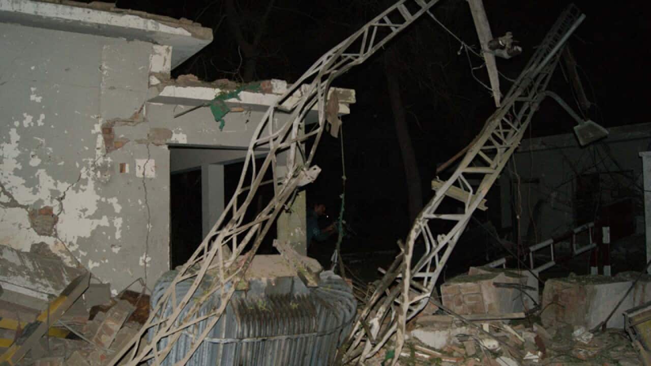 Bombers target Pakistan ISI office, 7 dead