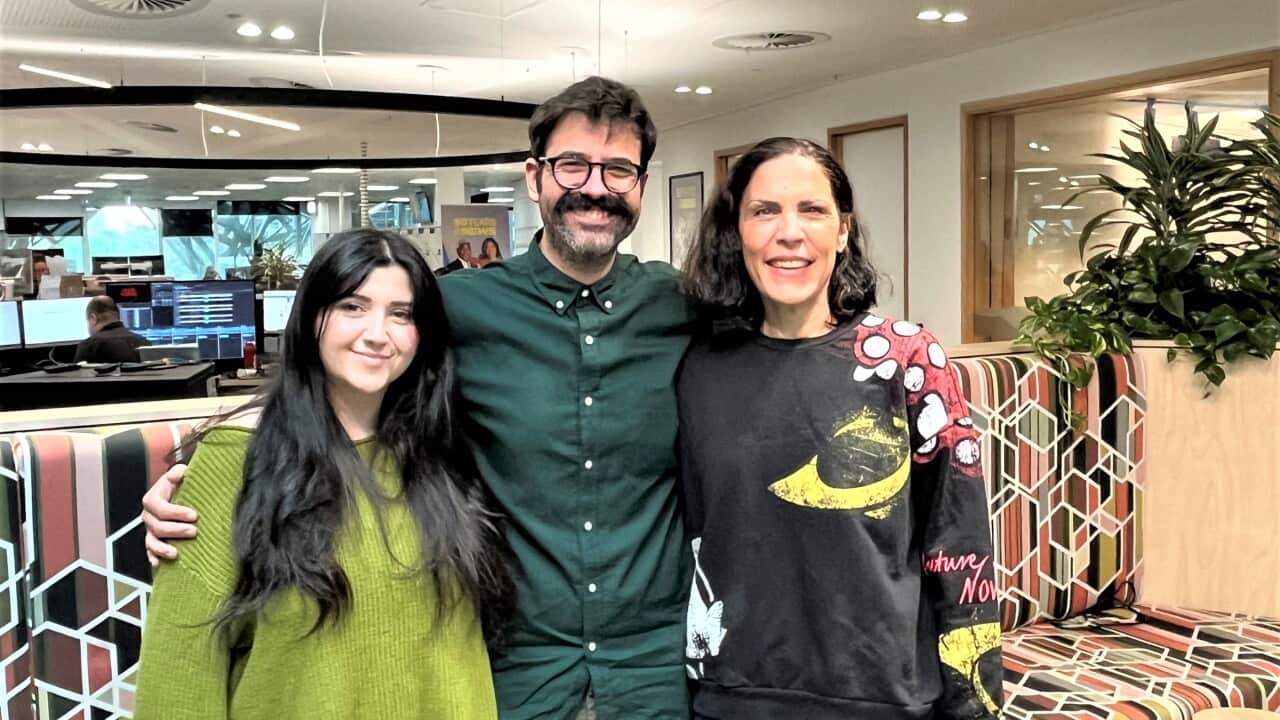 L: Hyacinth Makka, Jeremy Artis, Ioanna Gagani