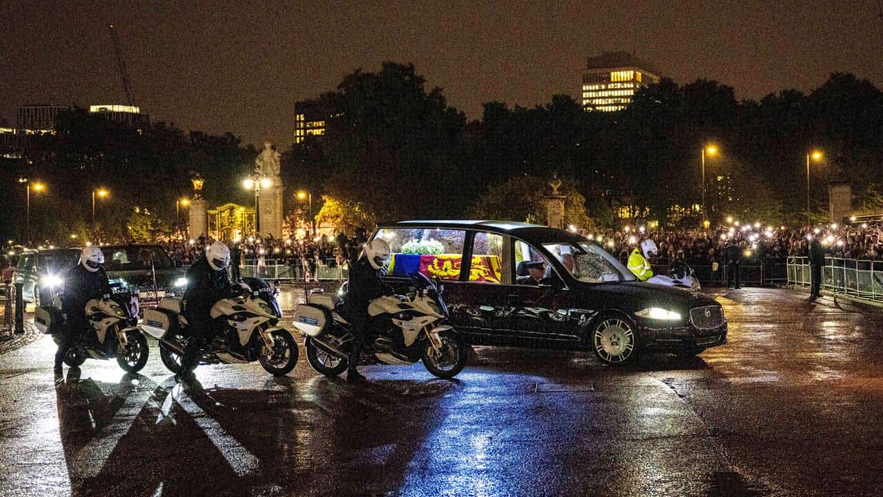 The Queens coffin arrives at Buckingham Palace, London, UK - 13 Sept 2022