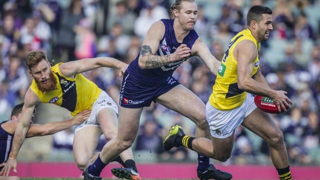 Jack Graham of Richmond leads out of the pack.