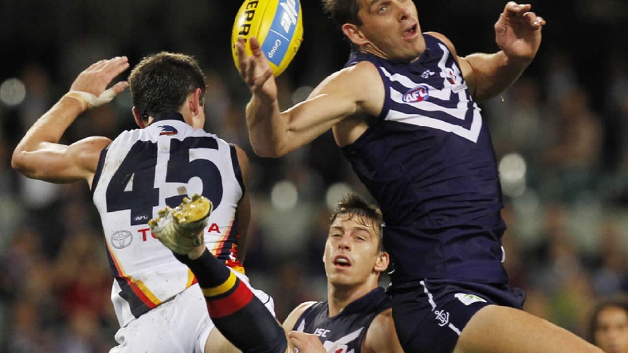 Fyfe stars as Dockers down Crows