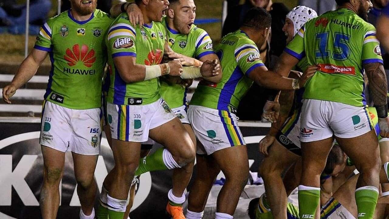 Joey Leilua of the Raiders