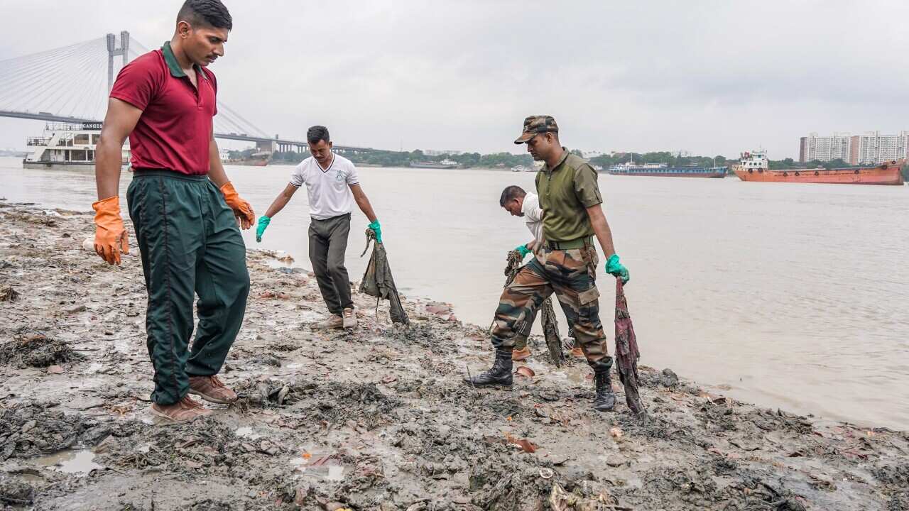 Garbage cleaning operation in Kolkata, India - 01 Oct 2023