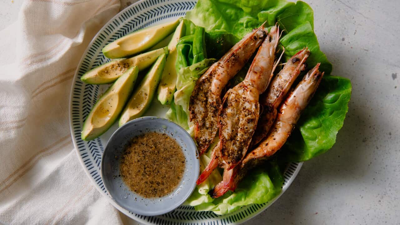 Lemon pepper grilled prawns-image