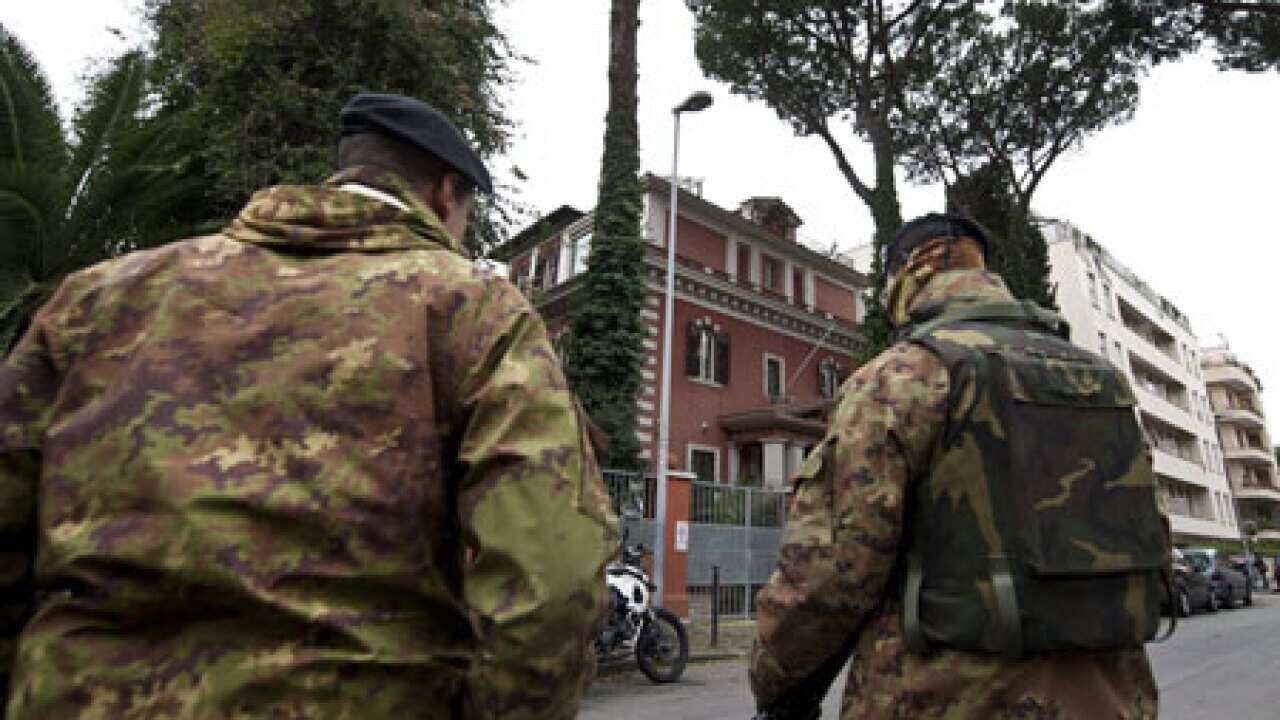 italy_bomb_L_101227_ap_1307047799