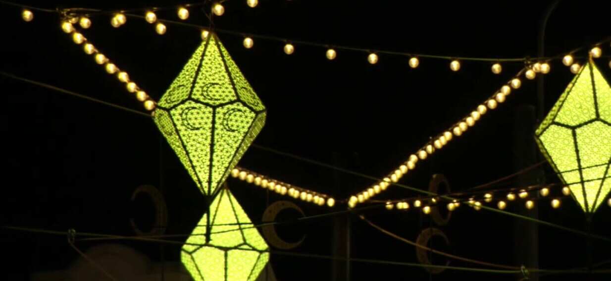 Australian Muslims break this Ramadan's first fast, gather for Iftar at Lakemba Nights