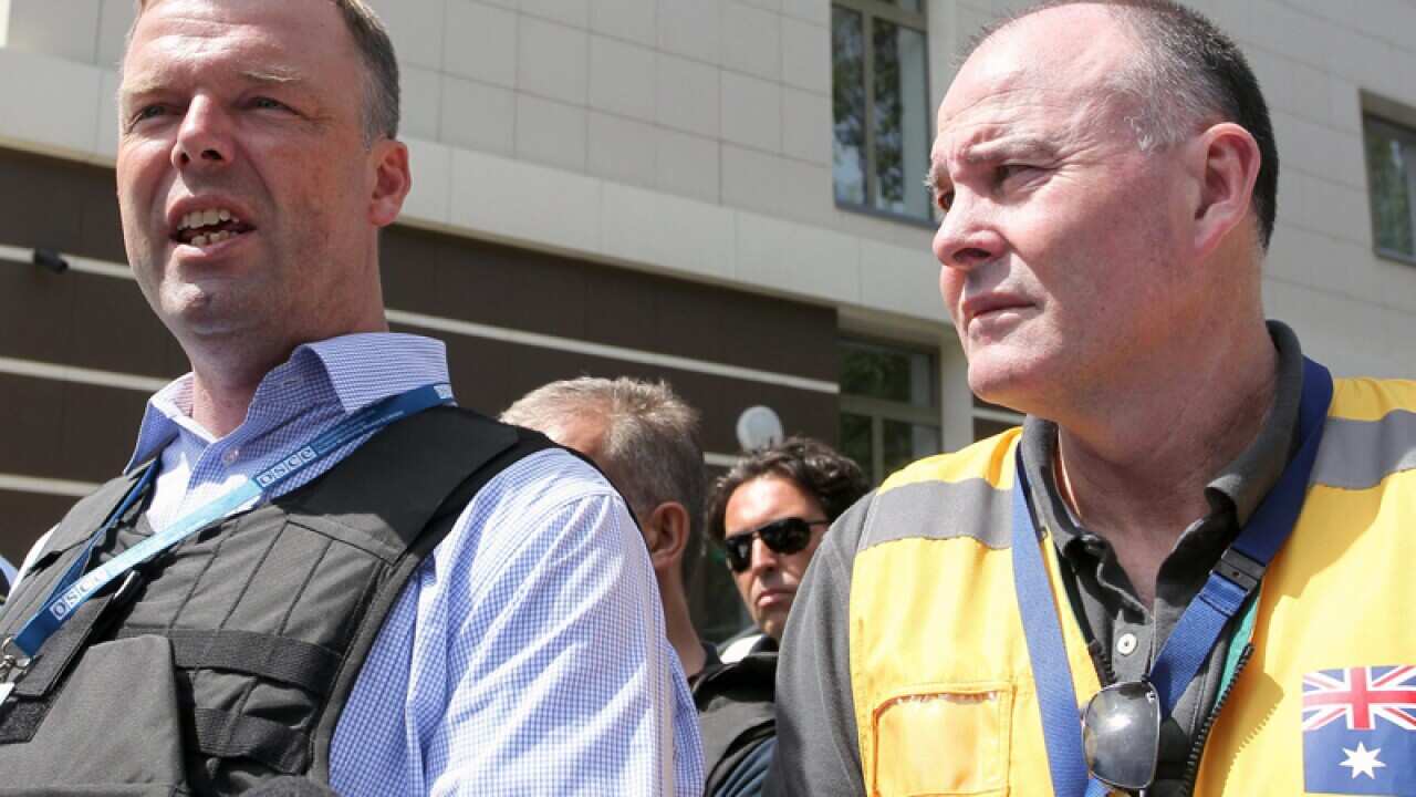 Australian and Dutch experts in Donetsk