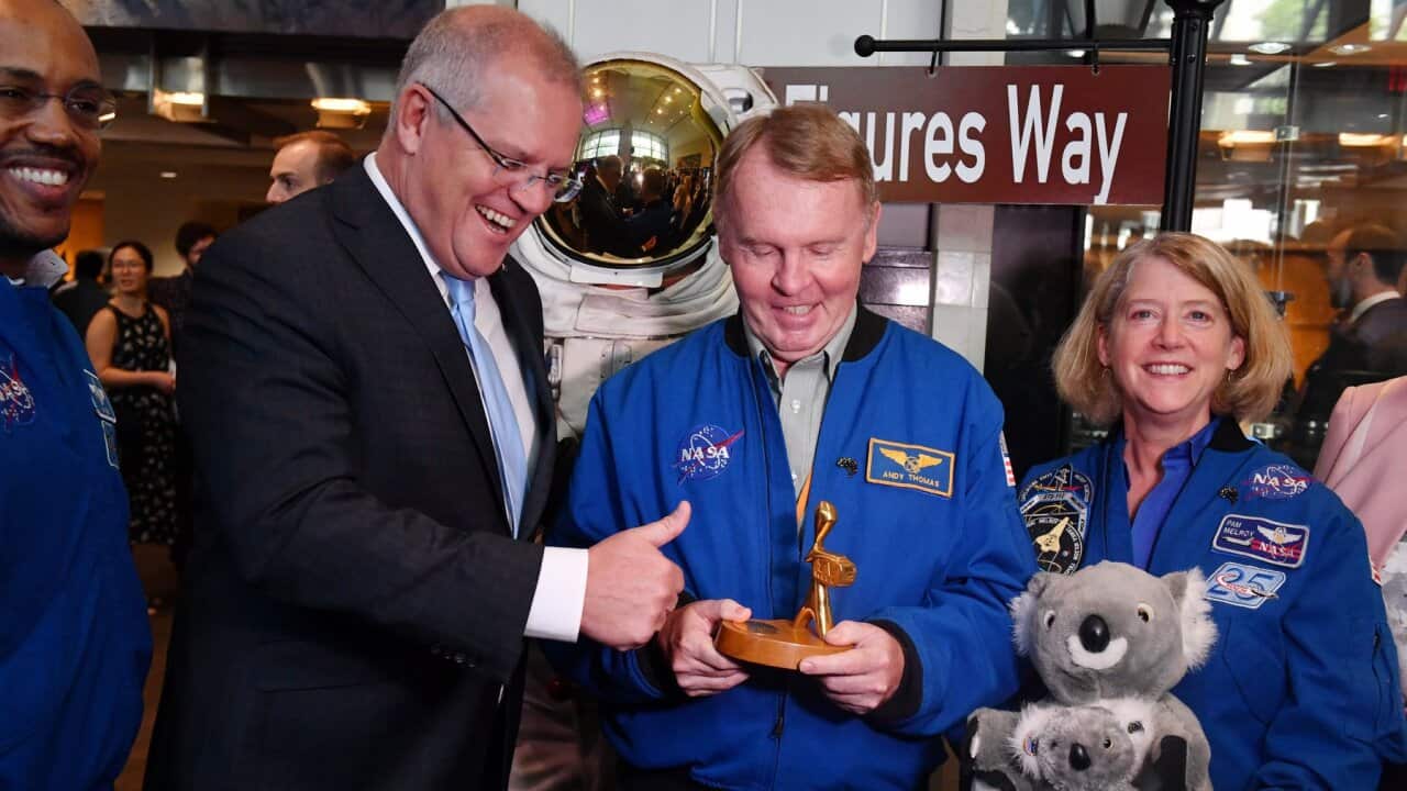 اسکات موریسون نخست وزیر استرالیا (سمت چپ) در ناسا