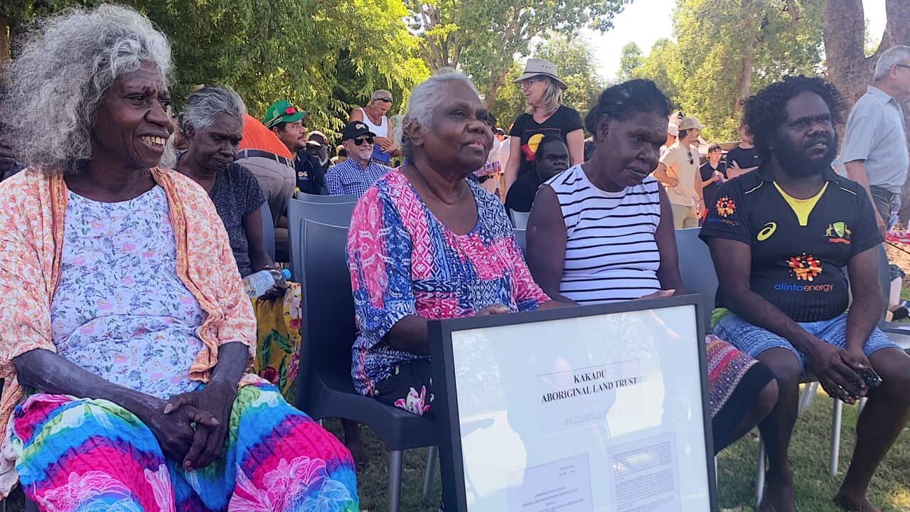 Traditional owners at the Jabiru handback ceremony (SBS)
