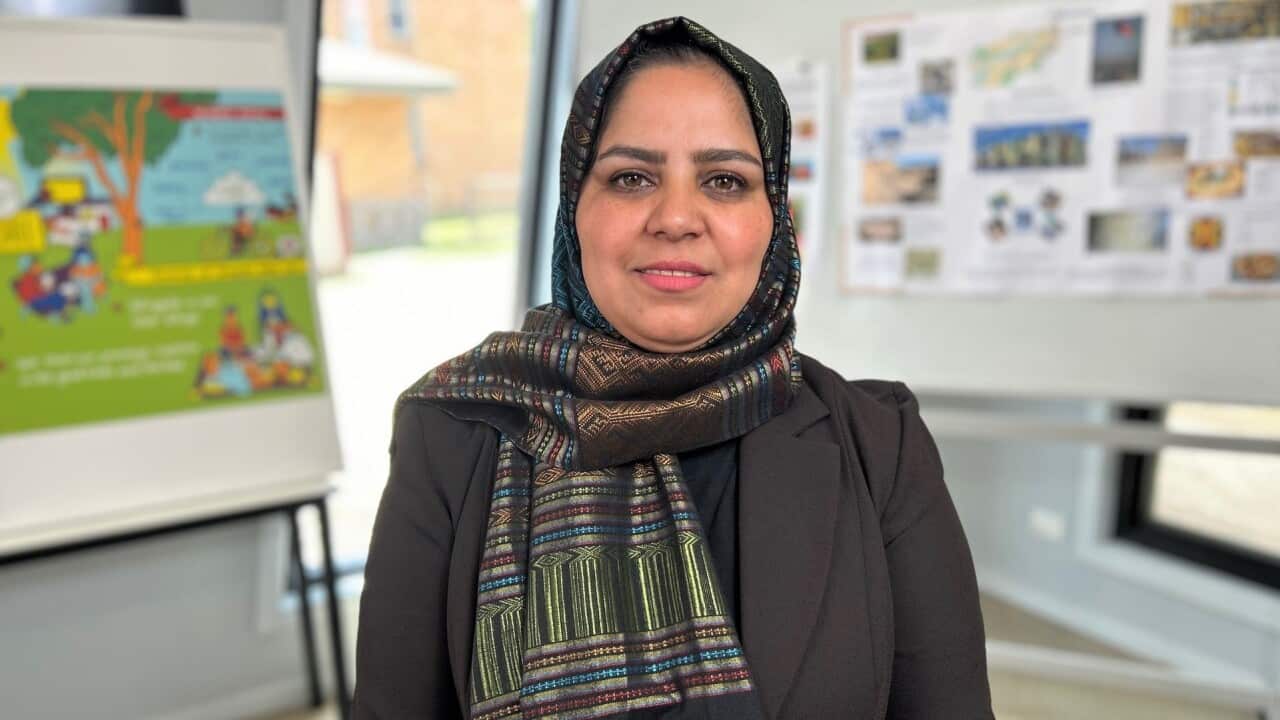 Hamida Hossaini at a Neighbourhood House in Melbourne (SBS-Scott Cardwell).jpg