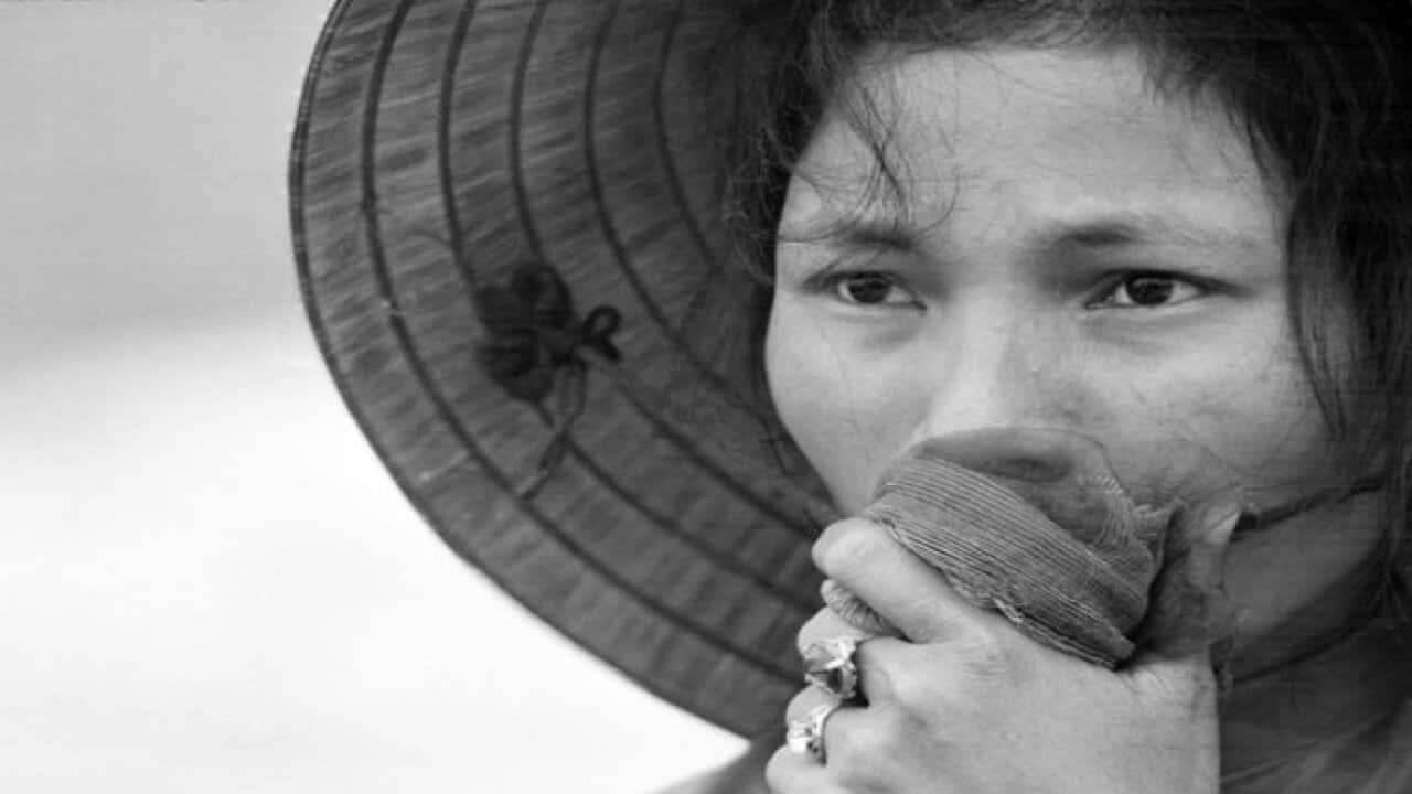 Một thiếu nữ Huế chứng kiến khai quật tử thi để tìm cha và anh tại khe Đá Mài.