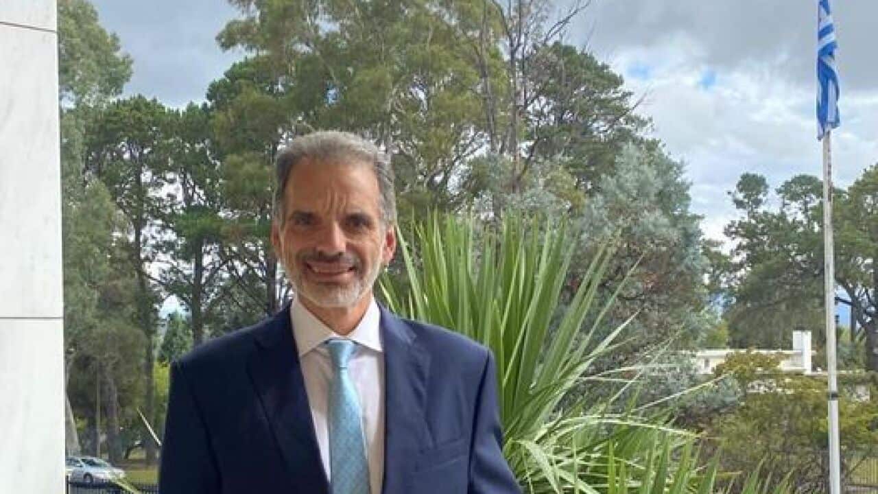 Βενιζέλος Σταύρος γενική.jpg