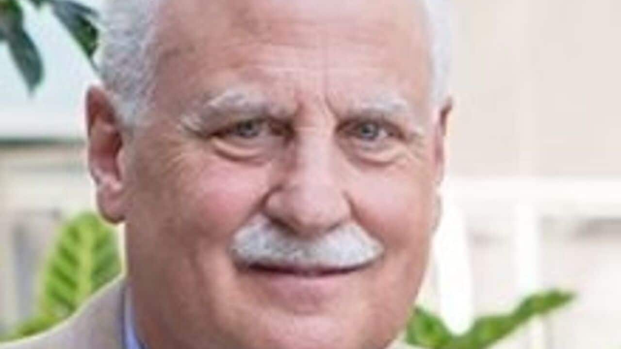 Prof Michael Wallach