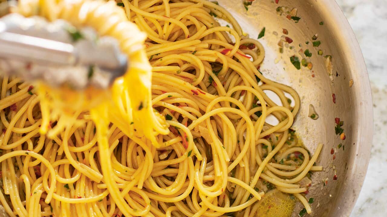 Spaghetti oilio 16x16.jpg