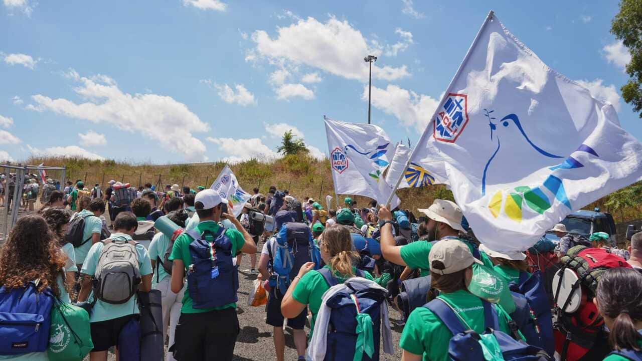 I Giovani delle Acli in marcia verso Tor Vergata per la conclusione della GMG - 2 agosto 2025 FOTO di Elena Galimberti.jpeg