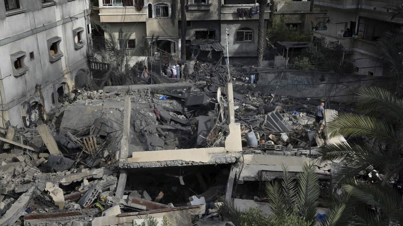 ‘Without food, without water’: Israeli air strikes kill 20 in Gaza as officials call for aid ‘Without food, without water’: Israeli air strikes kill 20 in Gaza as officials call for aid