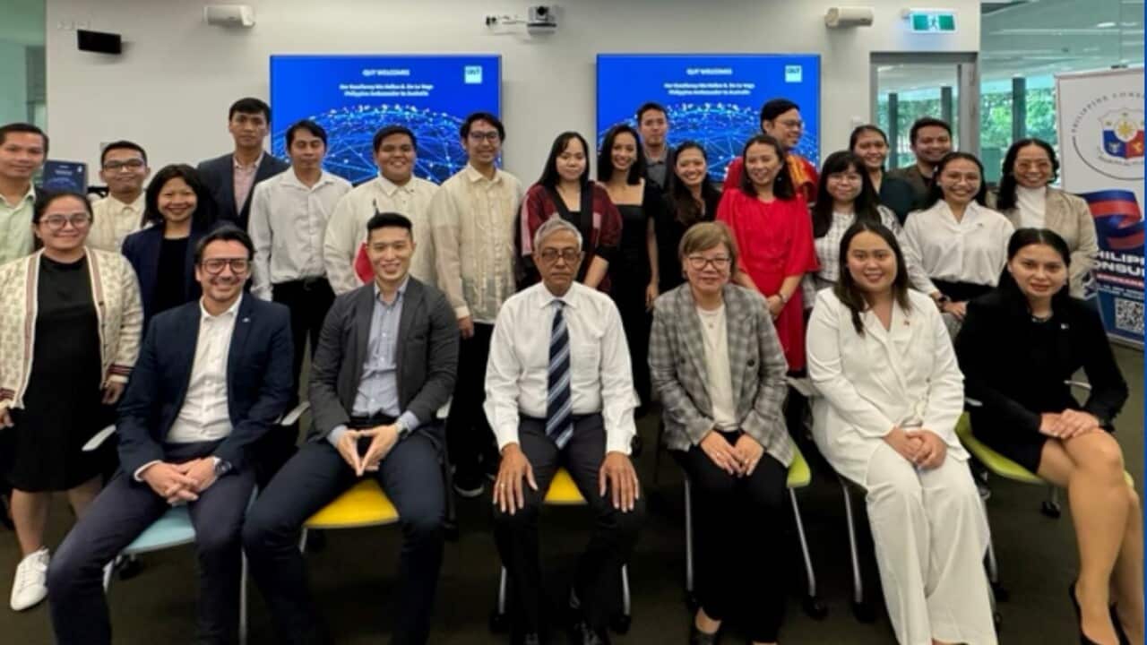 dela vega queensland visit edited 2024.jpg