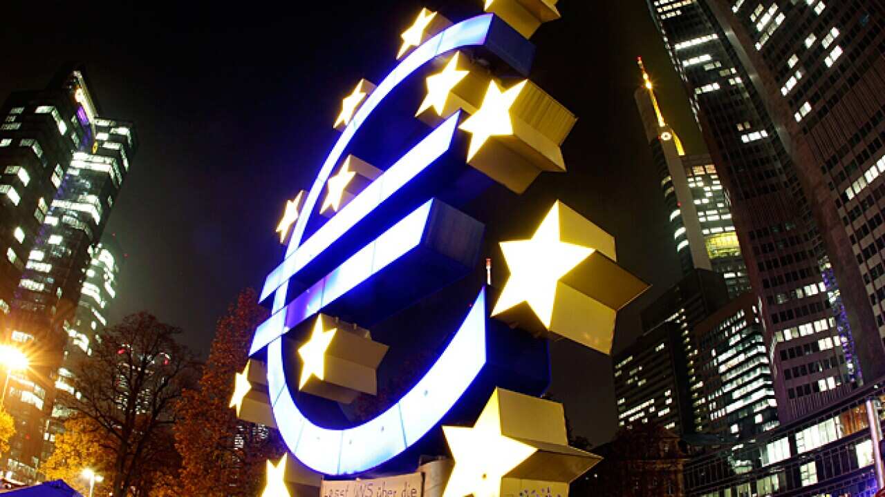 eurozone_crisis_L_111123_aap_946370610