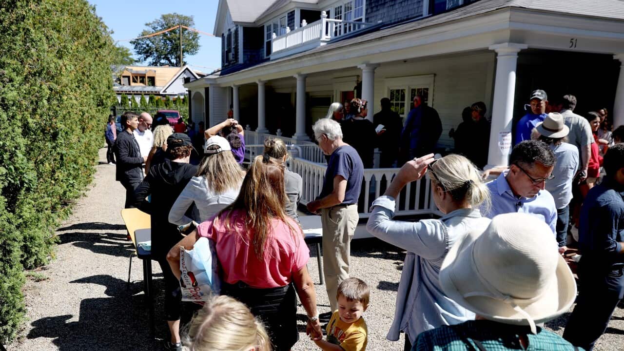 Marthas Vineyard Migrants