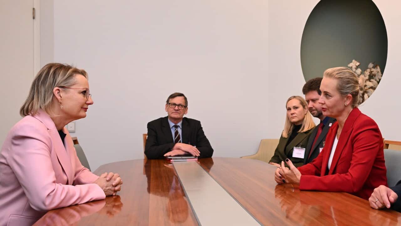 SUSSAN LEY YULIA NAVALNAYA MEETING