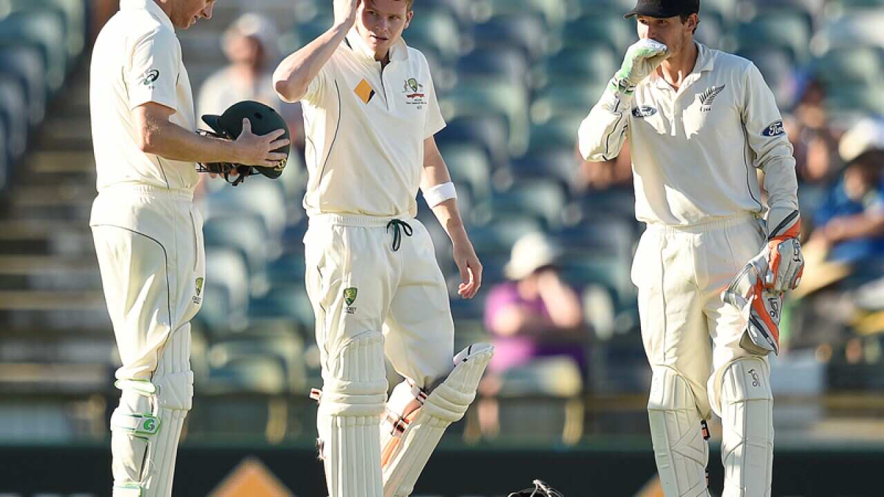 Australian and New Zealand crickets during the second Test in Perth