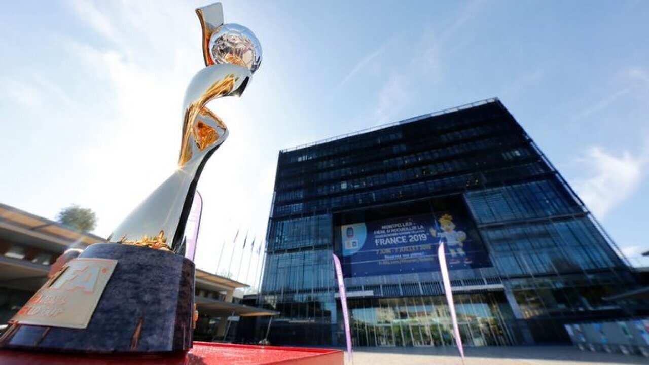 FIFA WWC trophy France (Getty Images)
