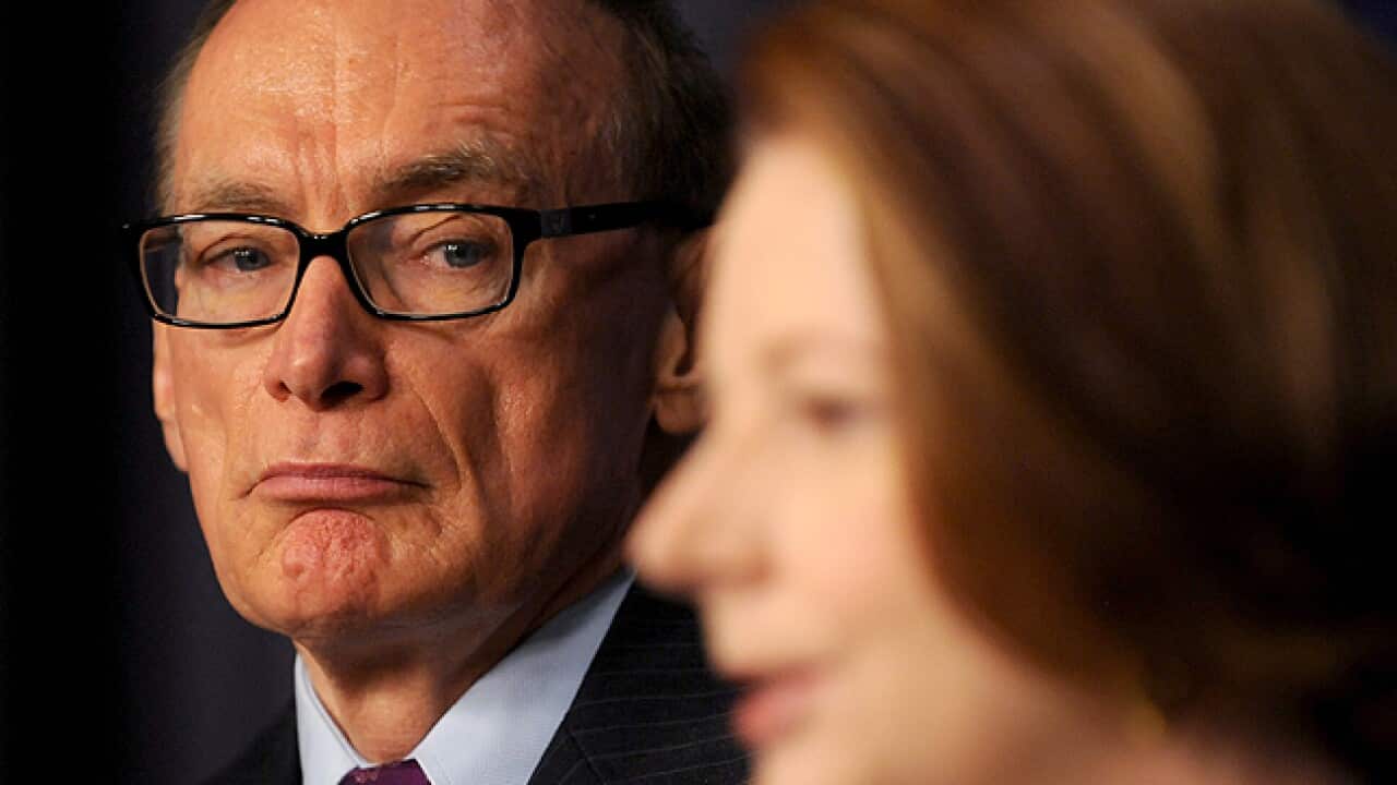 bob_carr_L_1200302_aap_1862710711