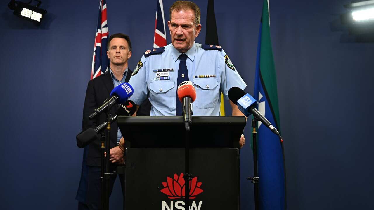 SYDNEY EXPLOSIVES THREAT PRESSER