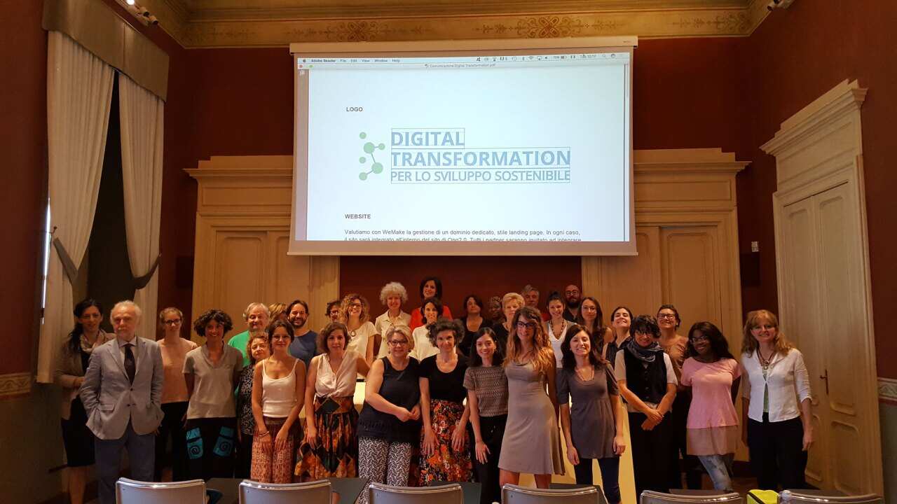 Il team dietro al progetto della ONG 2.0