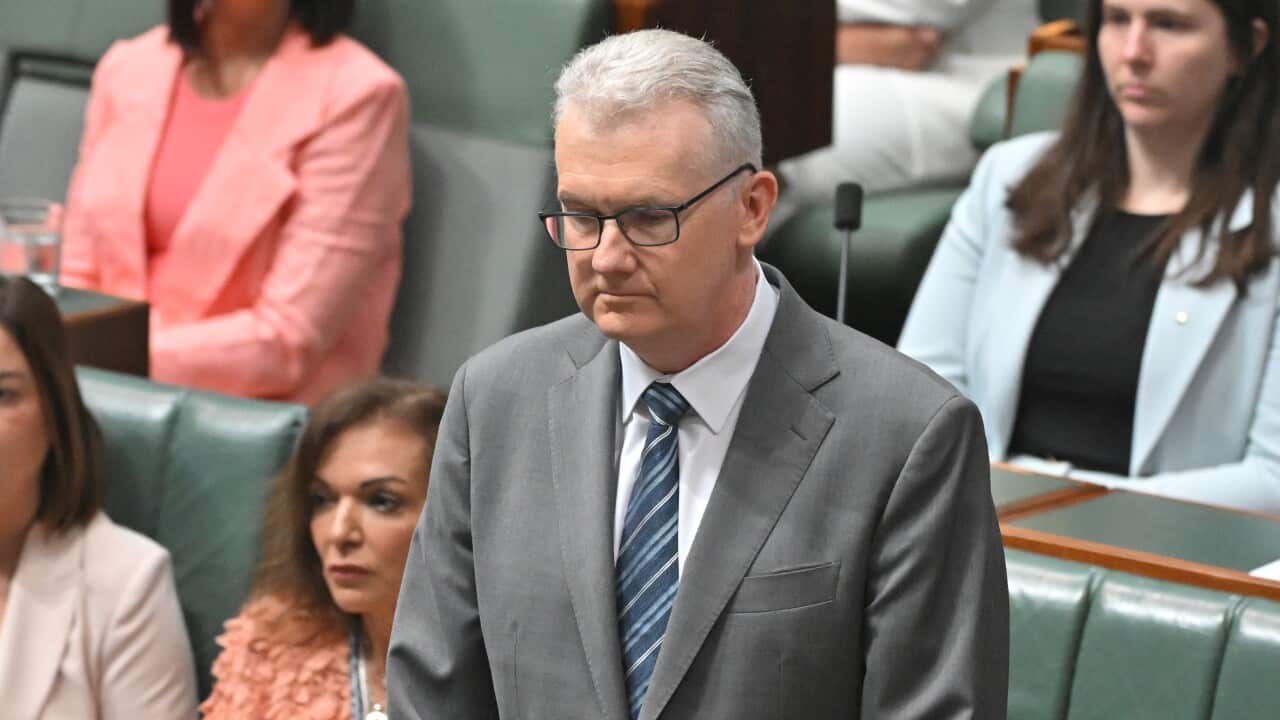 PARLIAMENT SITTING CANBERRA