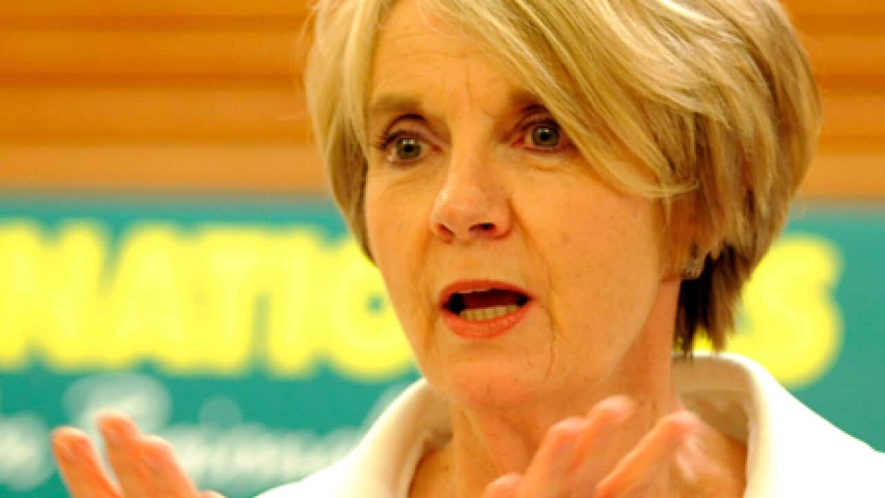 kay_hull_yellow_100406_b_aap_241644934