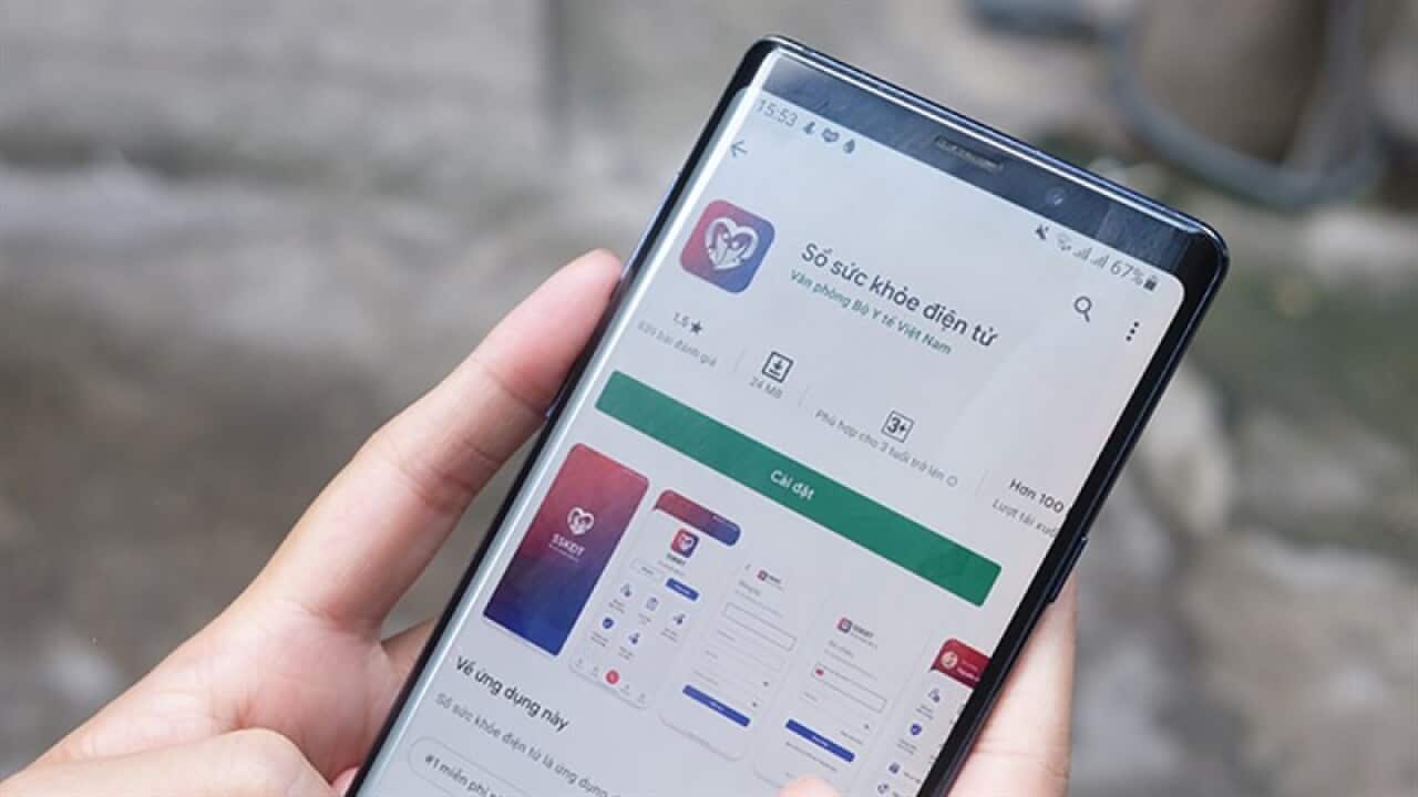 Người dân có thể đăng ký tiêm vắc xin Covid-19 ngay trên điện thoại và máy tính ở nhà.