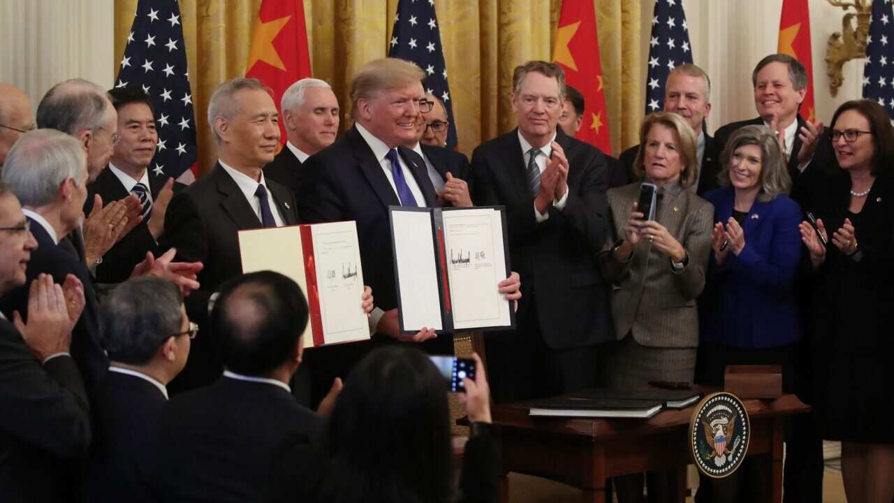 US President Donald Trump (right) and Chinese Vice Premier Liu He